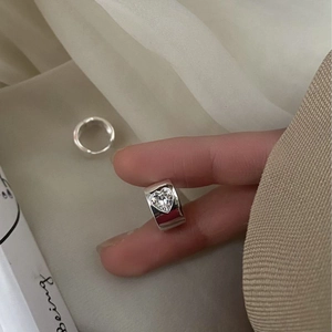 S925 Sterling Silver Heart Hoop Earrings For Women Minimalist Korean Style Inlaid Rhinestone Jewelry For Daily Dating Gift