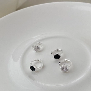 Minimalist 925 sterling silver stud earrings with round cubic zirconia and black gemstones