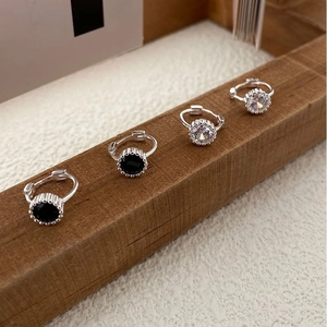 925 Sterling Silver Mini Round Zirconia Stud Earrings For Women Korean Style Micro Inlaid Geometric Sparkling Jewelry Gift