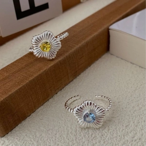 925 Sterling Silver Adjustable Flower Ring For Women Niche Design Zirconia Daisy Open Ring Floral Inlaid Jewelry Finger Ring Gift