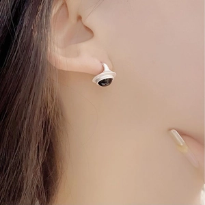 Boucles d'oreilles vintage en argent S925 avec agate noire et finition mate moderne