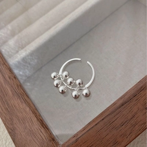 S925 sterling silver open ring featuring polished grape bead charms in luxury style