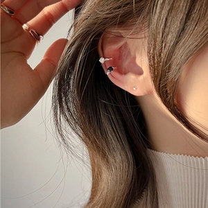 S925 sterling silver ear cuff set with white and black cubic zirconia stones for women
