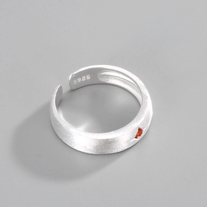 Vintage S925 sterling silver brushed star ring with a red gemstone in matte finish