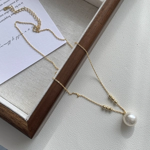 Elegant S925 sterling silver gold plated necklace with round white shell pearl pendant