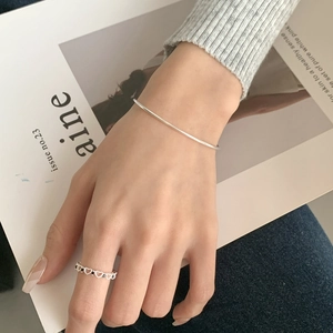 Minimalist S925 sterling silver bead bracelet and hollow heart ring with black stone
