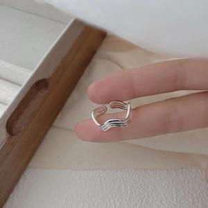 Retro geometric wave design open ring in S925 sterling silver for women