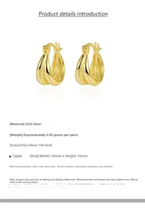 Détail de boucles d'oreilles créoles doubles en argent S925 avec finition en or 18 carats
