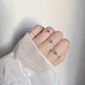 Set of S925 sterling silver twist rings with colorful heart-shaped zirconia gemstones