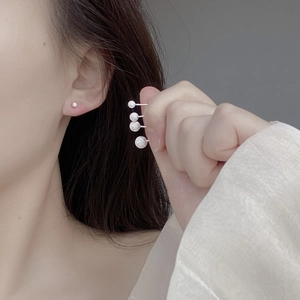 Detailed comparison of four sizes of S925 sterling silver frosted ball stud earrings