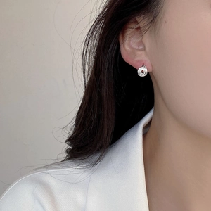 Minimalist S925 sterling silver geometric twist knot stud earrings for women