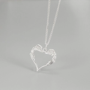 S925 sterling silver necklace with hollow heart-shaped angel wings pendant on O-chain