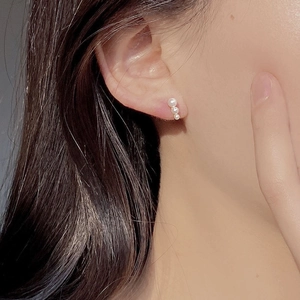 Elegant 925 sterling silver stud earrings featuring three graded white pearls for women