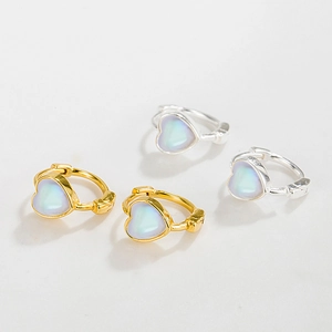 Minimalist S925 sterling silver heart-shaped moonstone hoop earrings in gold and silver