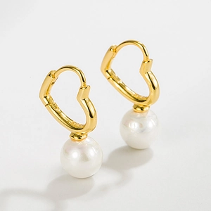 Heart Artificial Pearl Earrings 925 Sterling Silver Huggie Hoop Dangle Elegant Simple Jewelry For Women Versatile Romantic Gift