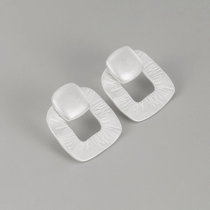 Minimalist S925 sterling silver square earrings with matte textured geometric frames