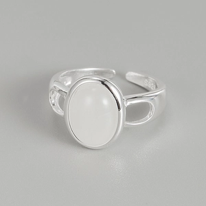Minimalist S925 sterling silver open ring with oval cat eye stone in a vintage style