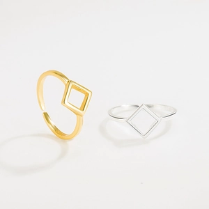 Minimalist S925 sterling silver rhombus rings in polished gold and silver finishes