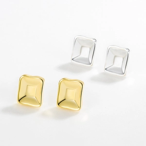 Minimalist S925 sterling silver geometric square stud earrings in gold and silver finishes