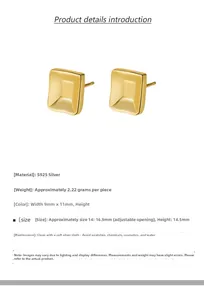 Detailed view of geometric square stud earrings in gold S925 silver with dimensions