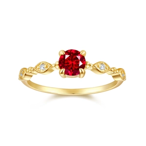 S925 silver ring with red garnet stone and vintage gold hollow engraved details