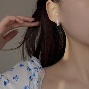 Minimalist S925 sterling silver geometric earrings with irregular hammered metal texture