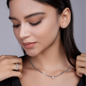 Elegant S925 sterling silver moissanite Cuban necklace and matching jewelry set on model