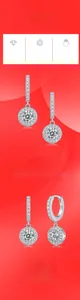 Dettaglio ravvicinato di orecchini halo in argento 925 con moissanite colore D taglio 3EX