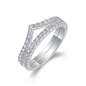 925 silver double-layered V-shaped chevron ring with sparkling pavé moissanite accents