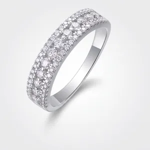Bague Pavée en Moissanite en Argent Sterling 925 de Luxe pour Femmes Élégante Bague Incrustée à Trois Rangs Bijoux Mode Cadeau Taille US 5-9