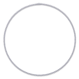 Vista detallada del collar tennis de plata S925 con piedras de moissanita redondas