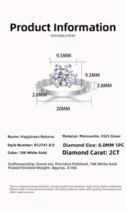 Dettaglio macro dell'anello in argento S925 con moissanite da 2ct e montatura a 6 griffe