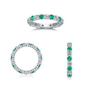 Eternity ring in S925 silver with round cut emerald green stones and white zircons