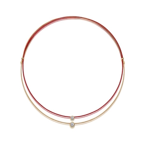 Set di collana in cordino rosso e catena dorata con pendente in moissanite taglio brillante