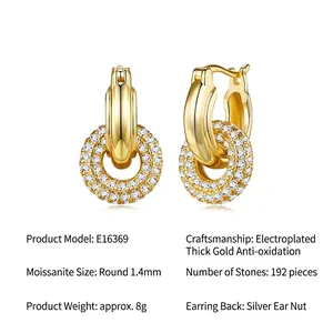 Orecchini a cerchio in moissanite dorata con 192 pietre pavé e placcatura in oro