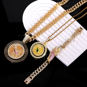 Set gioielli hip hop San Giuda con collana con ciondolo di cristallo e bracciale cubano