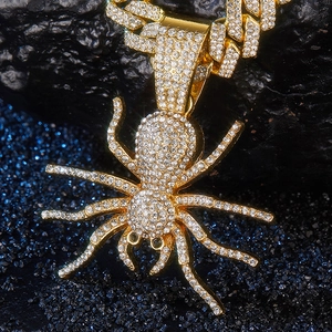 Hip Hop Iced Out Spider Pendant Necklace For Men Women Alloy Rhinestone Cuban Link Chain Animal Style Jewelry Accessory