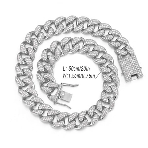 Chaîne Cuban Link argentée de 19mm avec strass, longueur 50cm pour un look hip-hop pur