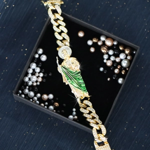 12mm Gold-Panzerarmband im Hip-Hop-Stil mit St. Judas Anhänger und grünem Emaille in Box
