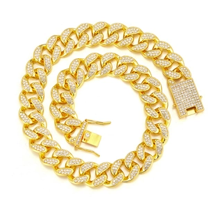 Collier Cuban Link 19mm en plaqué or avec cristaux et fermoir robuste style hip hop