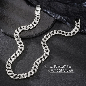 Πολυτελές ασημί κολιέ Cuban link 15mm με στρας, μήκος 60cm για χιπ χοπ εμφάνιση