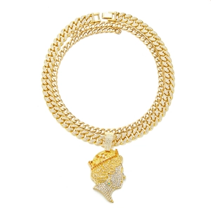 Vergoldete Panzerkette mit großem, mit Strass besetztem Königin-Anhänger im Hip-Hop-Stil