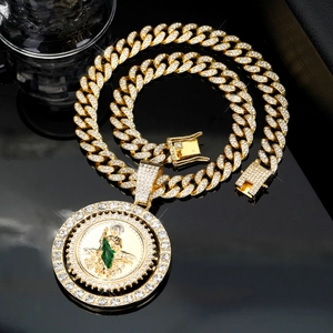 Gold Plattierte Zinklegierung Panzerkette Saint Jude Religiöser Anhänger Halskette Mit Grüner Emaille Strass Hip Hop Schmuck Geschenk