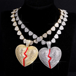 Collier Pendentif Cœur Brisé en Alliage Hip Hop avec Strass Chaîne à Maillons Cubains Bijoux Iced Out Unisexe
