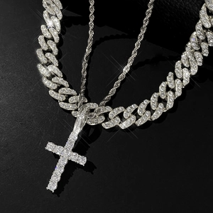Hip Hop Iced Out Cross Pendant Layered Necklaces For Men Women Zinc Alloy Rhinestone Cuban Link Rope Chain Fashion Jewelry