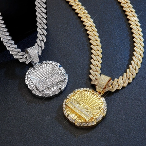 Colliers hip hop Cène en or et argent avec chaîne cubaine sertie de strass brillants