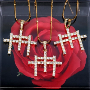 Collier Pendentif Croix en Cuivre Hip Hop avec Zirconia Incrusté Chaîne Cubaine Micro Pave Homme Femme Bijoux Iced Out