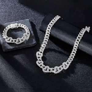 Ensemble Collier et Bracelet Hip Hop Mailles Cubaines Cœur Entièrement en Strass Bijoux en Alliage pour Hommes et Femmes Or Argent