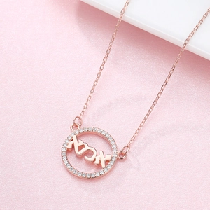 Collier en argent S925 or rose avec pendentif rond serti de cristaux étincelants