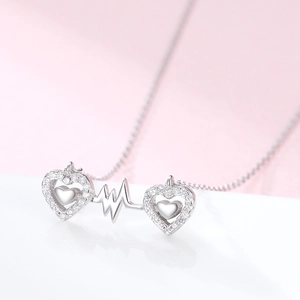Collier en argent sterling 925 avec pendentif cœur électrocardiogramme et oxydes de zirconium